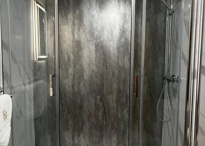 Ryedale At Burnley House *